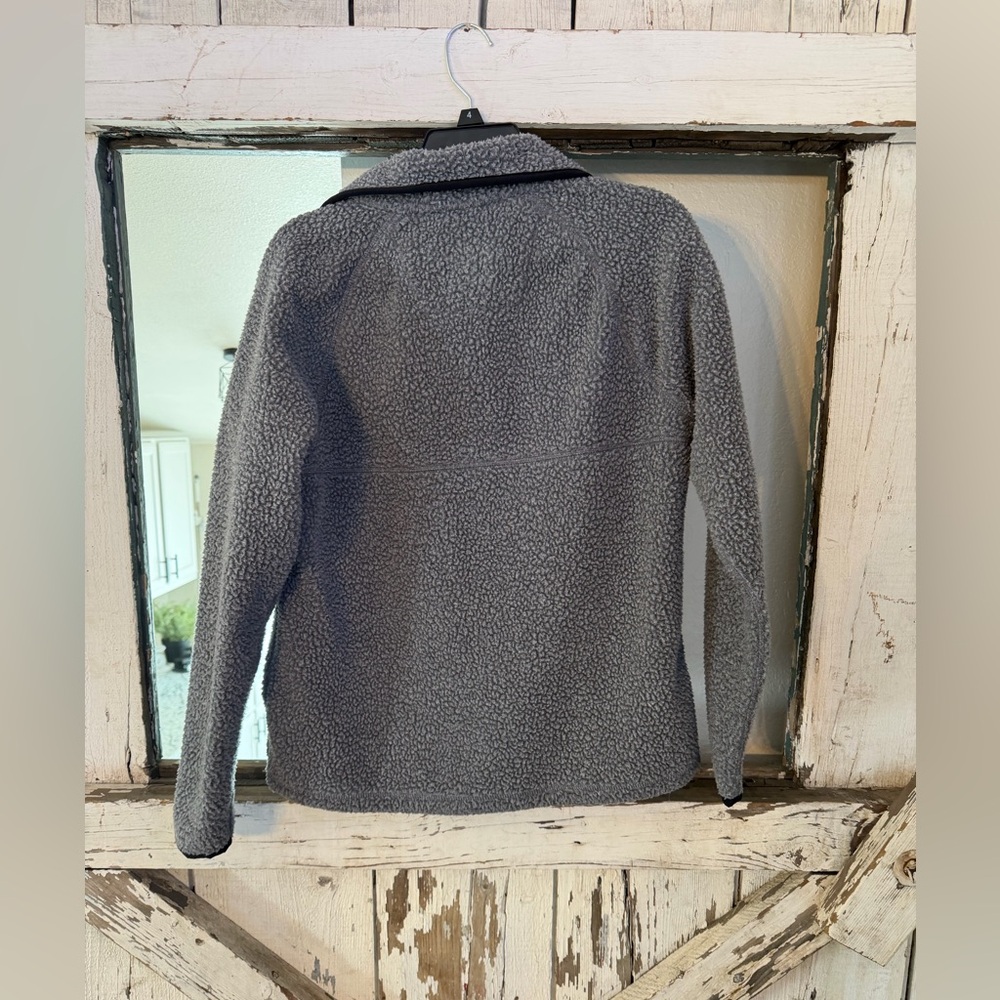 Carhartt Womens Gray & Black Kangaroo Pocket Fleece Sweater Pullover Size [S] - Picture 2 of 6